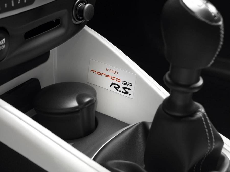  Renault Megane Coupe Monaco GP 2011 года  (фото 8 из 17)